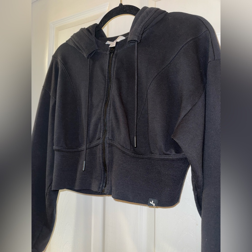 Cropped Structured Zip-Up Hoodie Sweatshirt in Black - Size Small - JoyLab